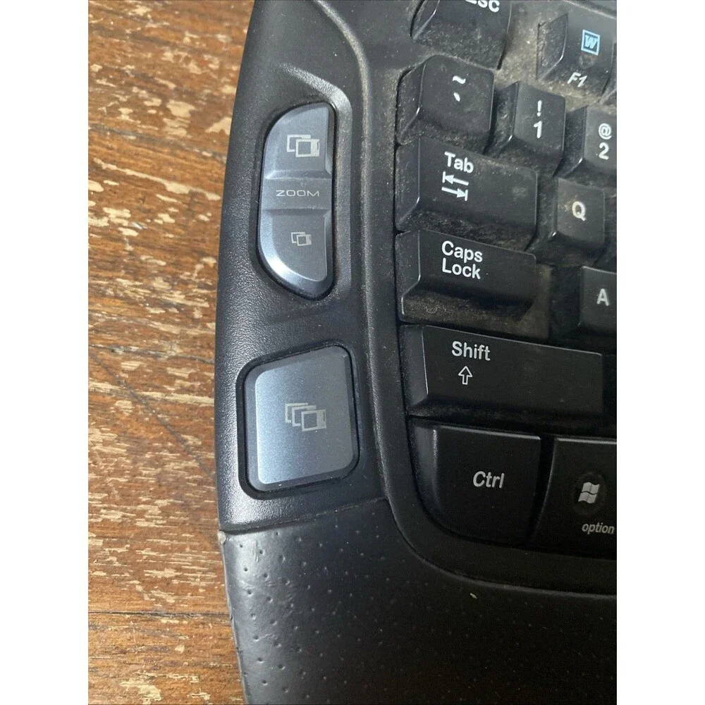 Genuine VTG Logitech Cordless Computer Keyboard Model Y-RCP140 No Receiver USED